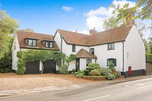 Property sold Graham John Estate Agents attractive front garden